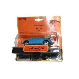 New-Ray‎ Volkswagen VW1200 1951 Blue Convertible 1/43 Diecast 48482